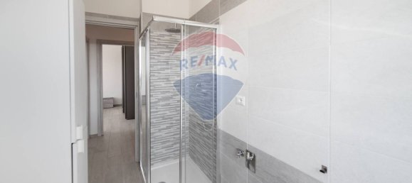 Квартира с 3 комнатами в Бусто Гарольфо, Италия № 211499 29