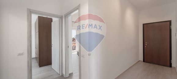 Квартира с 3 комнатами в Бусто Гарольфо, Италия № 211499 12