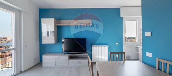 Квартира с 3 комнатами в Бусто Гарольфо, Италия № 211499 8