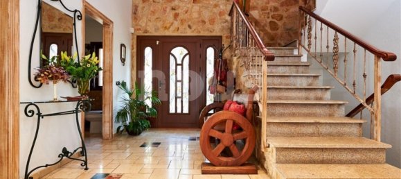 5 bedrooms Villa in Torviscas, Spain No. 13853 8