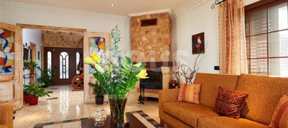 5 bedrooms Villa in Torviscas, Spain No. 13853 10