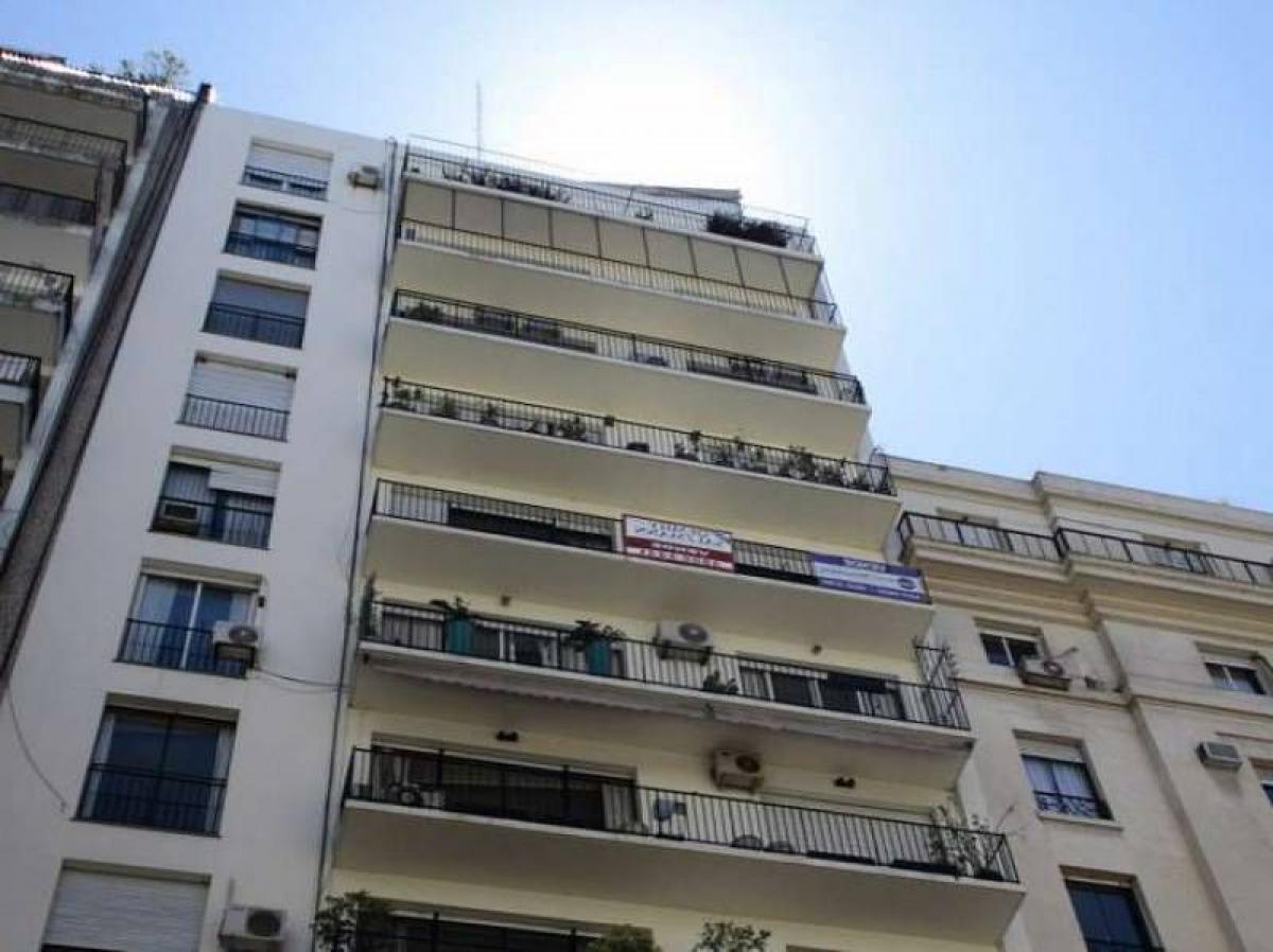 3 bedrooms Apartment in Buenos Aires, Argentina No. 98335