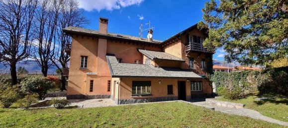 8 bedrooms Villa in Colico, Italy No. 55925 6