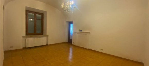 5-Zimmer Haus in Tortona, Italy, Nr. 164988 9