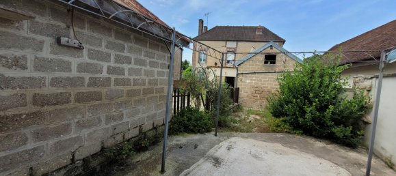 3 Schlafzimmer Haus in Aube, France, Nr. 272324 11