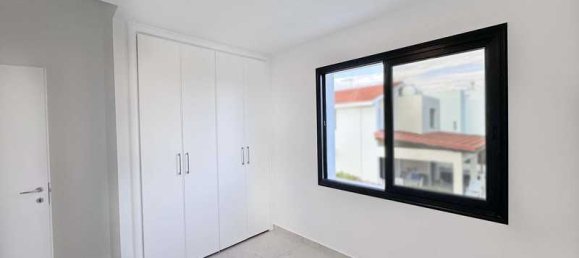 4 bedrooms House in Larnaca, Cyprus No. 14785 3