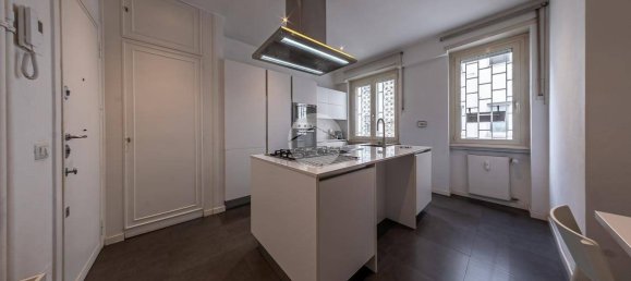 2 bedrooms Apartment in Rome, Italy No. 292391 10