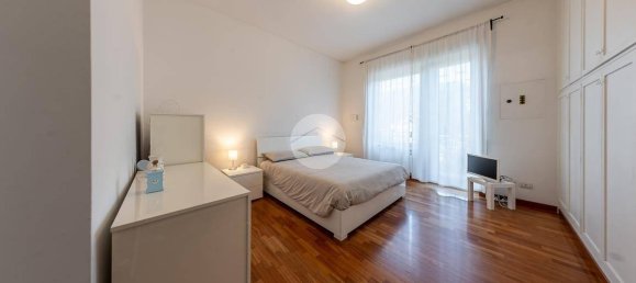 2 bedrooms Apartment in Rome, Italy No. 292391 6