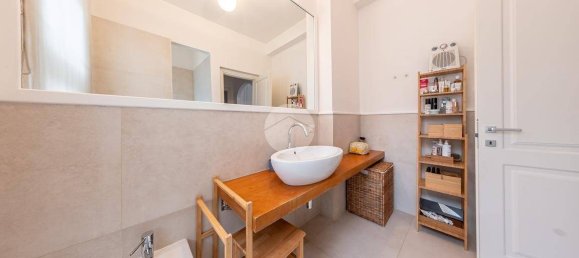 2 bedrooms Apartment in Rome, Italy No. 292391 7