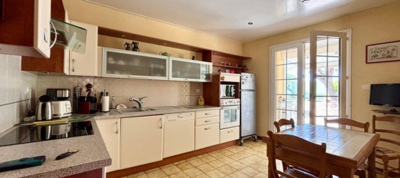 4 bedrooms House in Gigean, France No. 299343 7