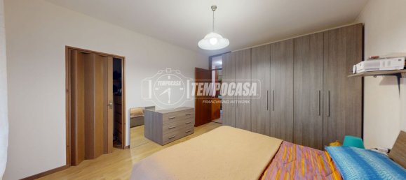 2 bedrooms Apartment in Malnate, Italy No. 14417 20