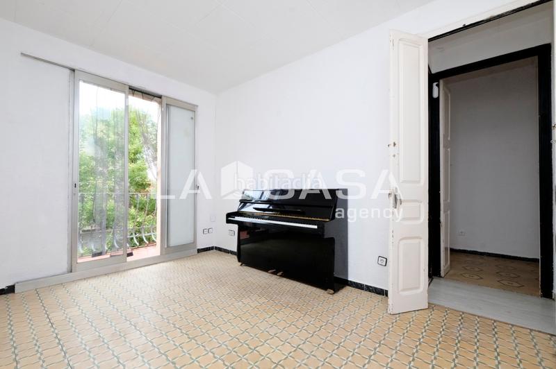 3 bedrooms Apartment in Barcelona, Spain No. 171125