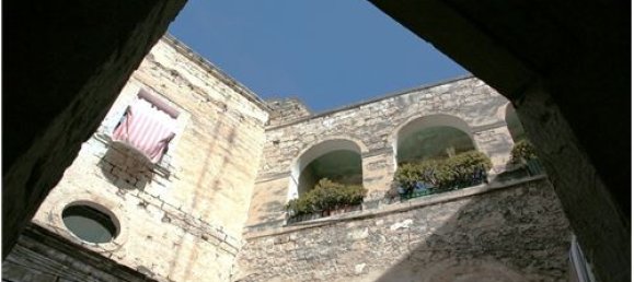 2 Schlafzimmer Wohnung in Bari, Italy, Nr. 308551 2