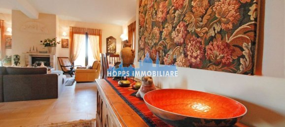 Вилла с 10 комнатами в Менфи, Италия № 59286 40