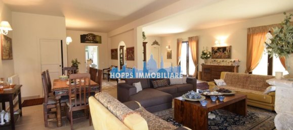 Вилла с 10 комнатами в Менфи, Италия № 59286 37