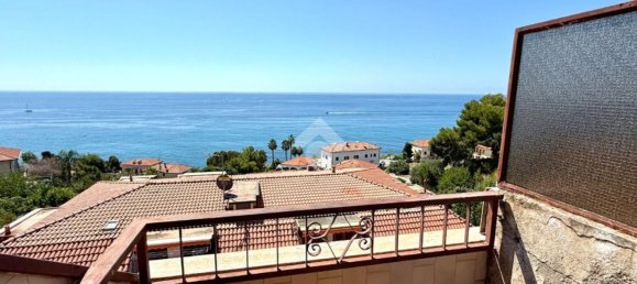 3 rooms Apartment in Costarainera, Italy No. 285634 6