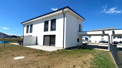 Adosado de 3 dormitorios en Werndorf, Austria No. 216052