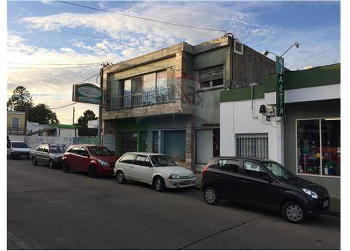 3 bedrooms House in Maldonado, Uruguay No. 3243