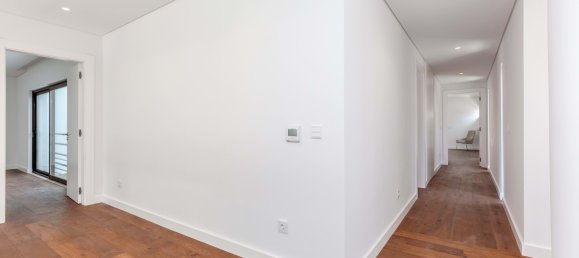 4 bedrooms Villa in Almada, Portugal No. 98420 20