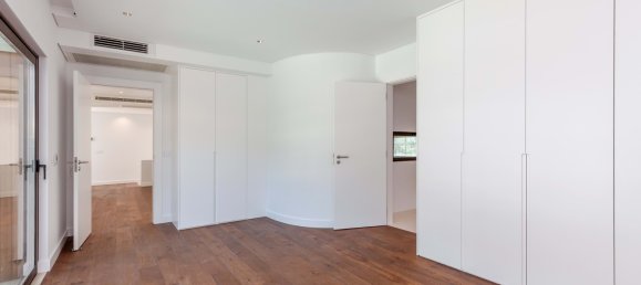 4 bedrooms Villa in Almada, Portugal No. 98420 31