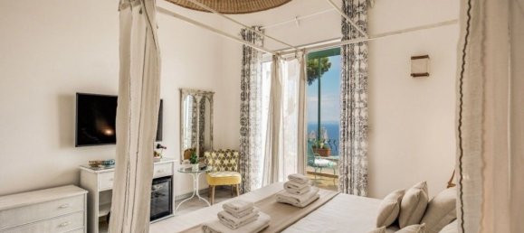 14 bedrooms Villa in Capri, Italy No. 315572 2