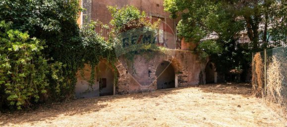 Villa de 10 dormitorios en Mascalucia, Italy No. 266427 8