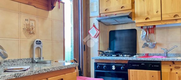 Дом с 5 комнатами в Удине, Италия № 35900 27