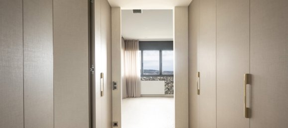 5 bedrooms Villa in Barcelona, Spain No. 4525 20