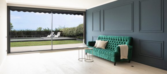 5 bedrooms Villa in Barcelona, Spain No. 4525 2