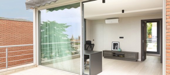 5 bedrooms Villa in Barcelona, Spain No. 4525 19