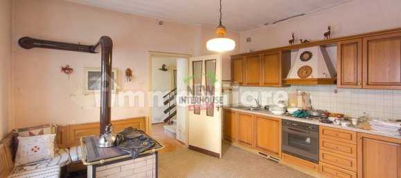 Дом с 6 спальнями в Удине, Италия № 323328 7