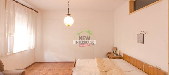 Дом с 6 спальнями в Удине, Италия № 323328 9