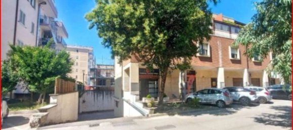 101m² Office in Casoria, Italy No. 371206 4
