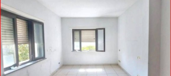 101m² Office in Casoria, Italy No. 371206 11