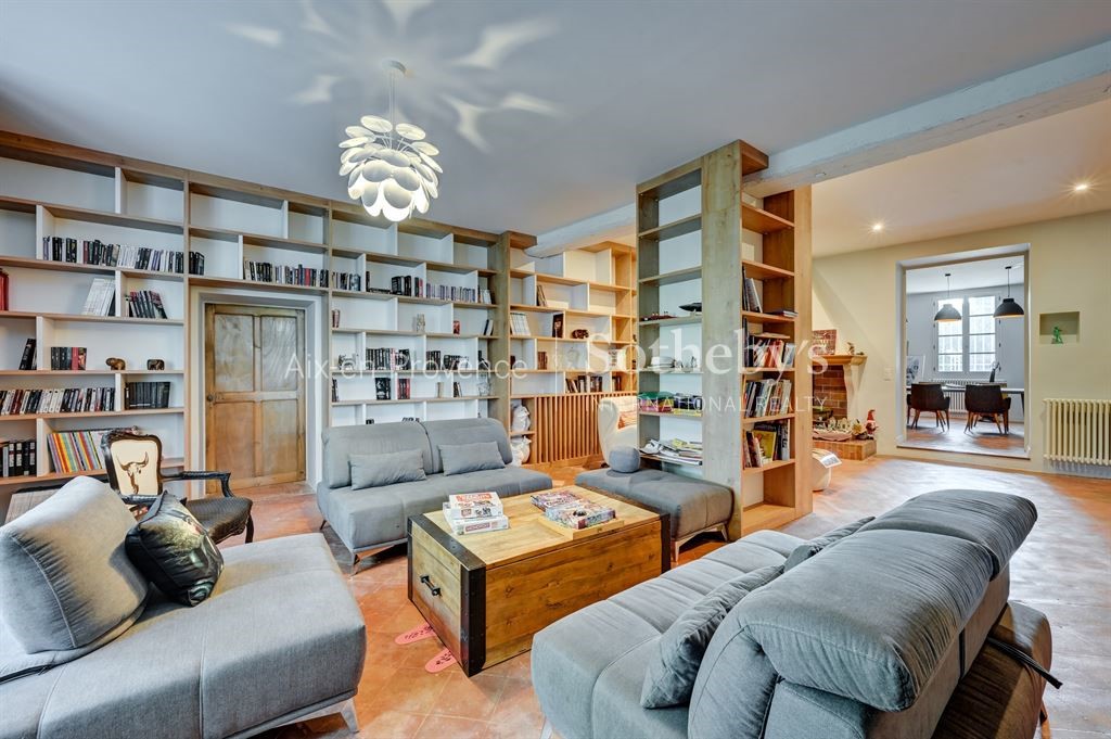 Вилла с 7 спальнями в Экс-ан-Прованс, Франция № 322534