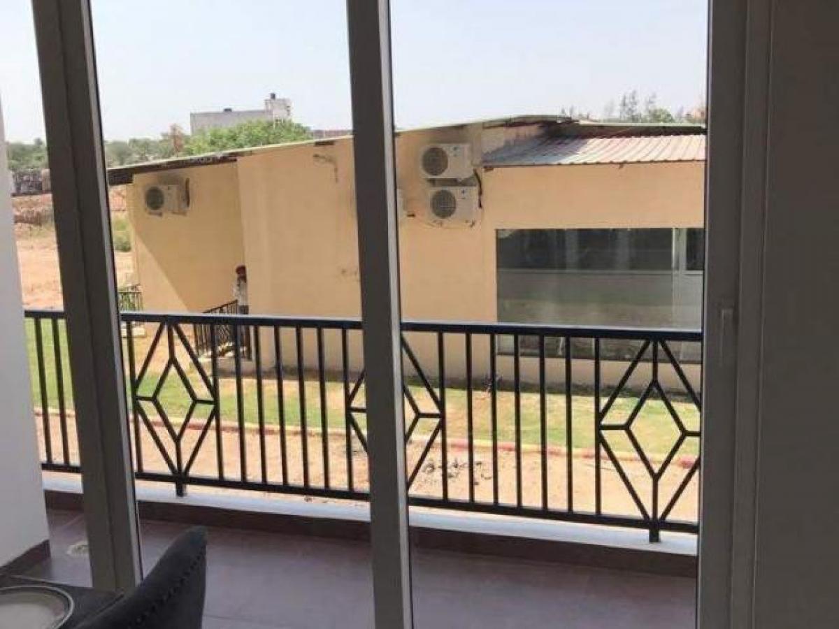 3 bedrooms House in Chandigarh, India No. 59341