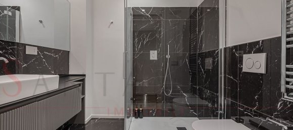 3 bedrooms Apartment in Milan, Italy No. 362674 13