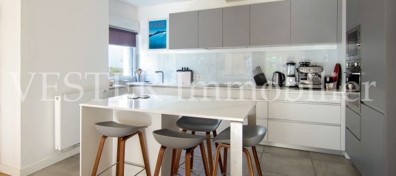 4 bedrooms House in Le Bouscat, France No. 102083 5