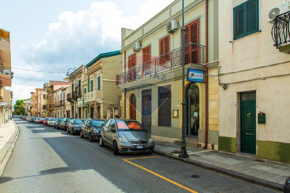 4 غرف نوم منزل في Nizza di Sicilia, Italy رقم 320366