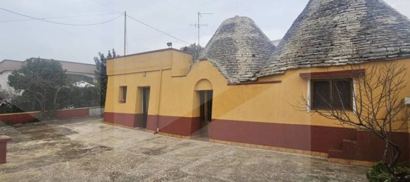 4 rooms House in Martina Franca, Italy No. 21217 2