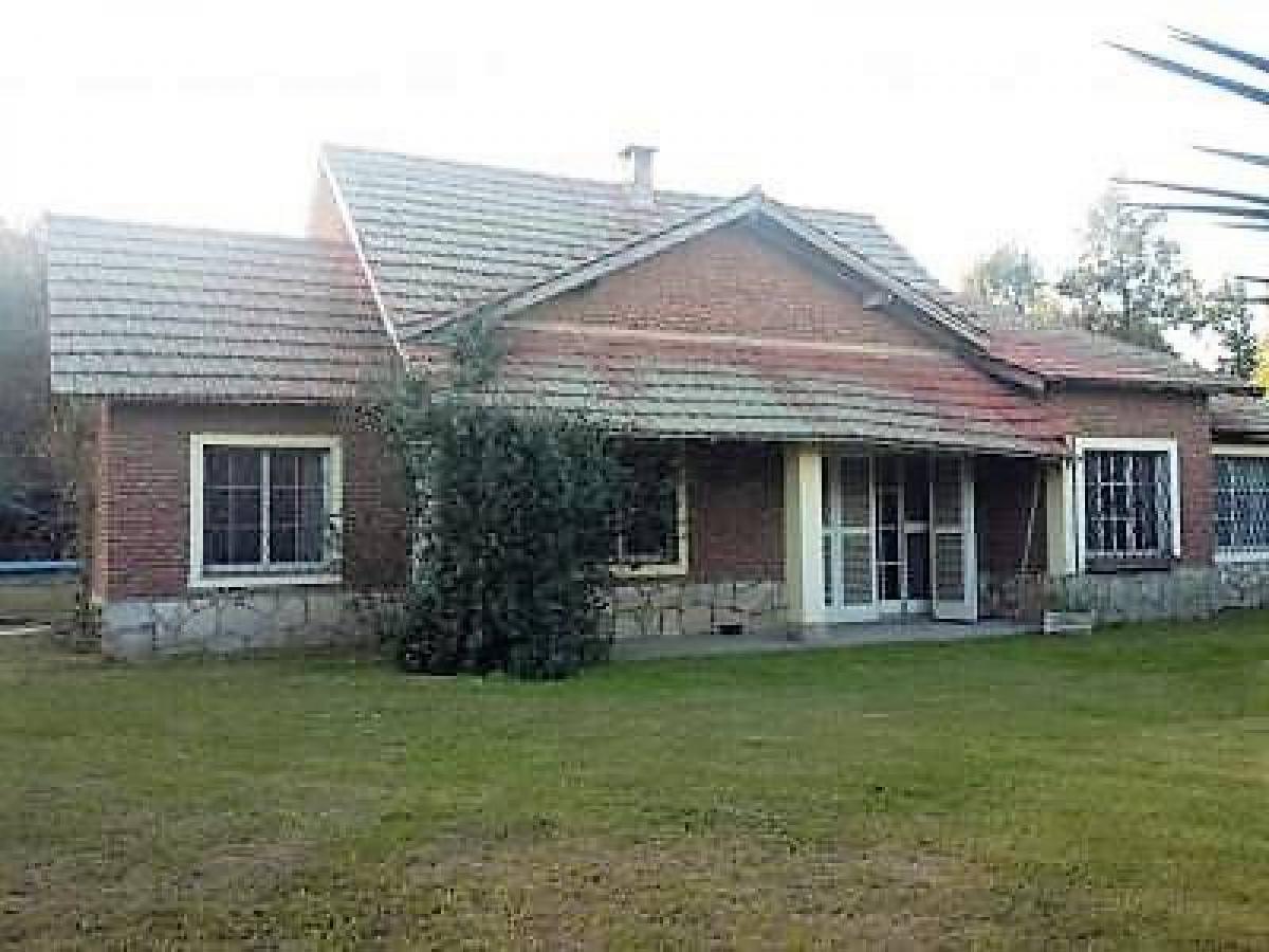 4 bedrooms House in Moreno, Argentina No. 58087