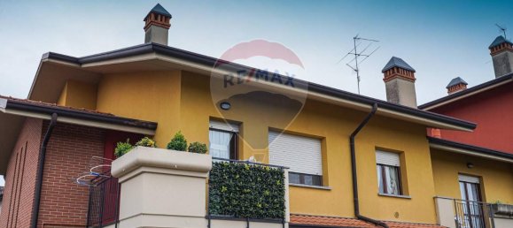 3-salle Appartement à Bonate Sotto, Italy No. 15065 61