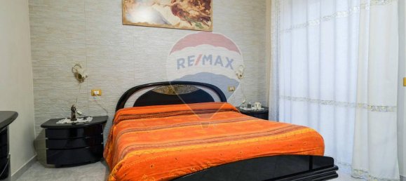 3-salle Appartement à Bonate Sotto, Italy No. 15065 36