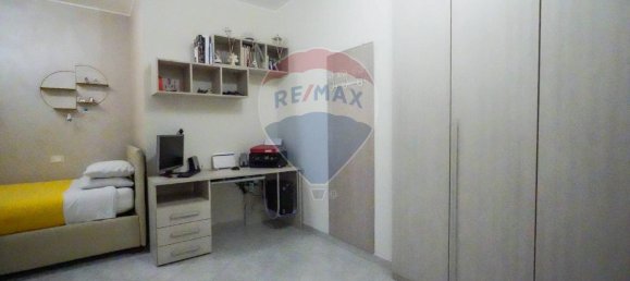 3-salle Appartement à Bonate Sotto, Italy No. 15065 49