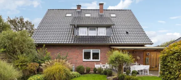 6 rooms Townhouse in Oldenburg, Germany No. 192471 3