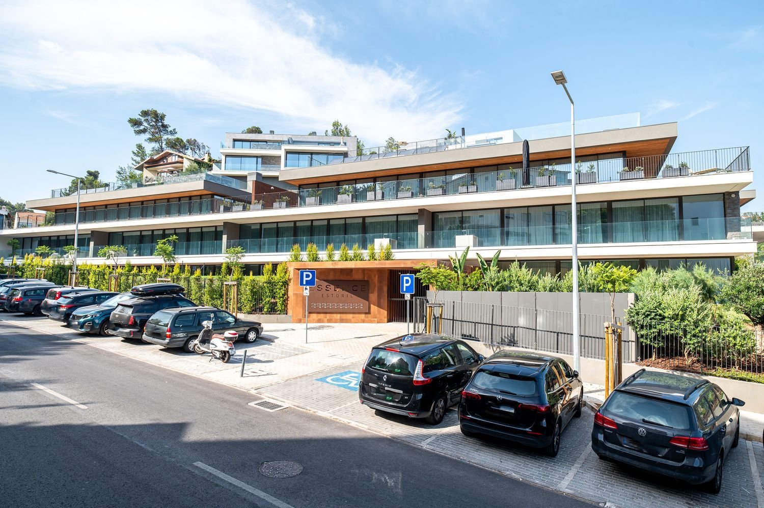 4 bedrooms Apartment in Cascais, Portugal No. 242818