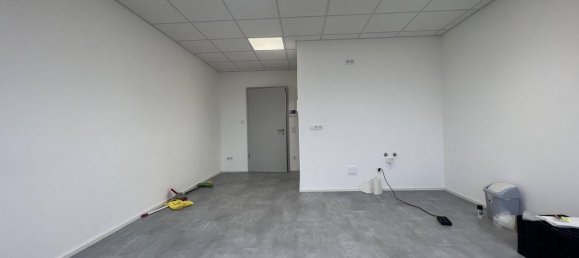 1 room Office in Landshut, Germany No. 141706 3