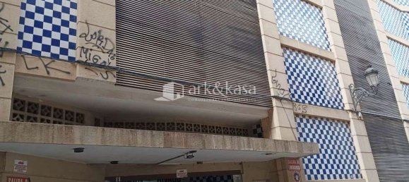 14m² Garage in Valencia, Spain No. 64525 16