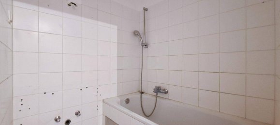 2 rooms Apartment in Brigittenau, Austria No. 156897 8