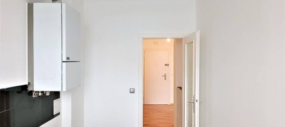2 rooms Apartment in Brigittenau, Austria No. 156897 6